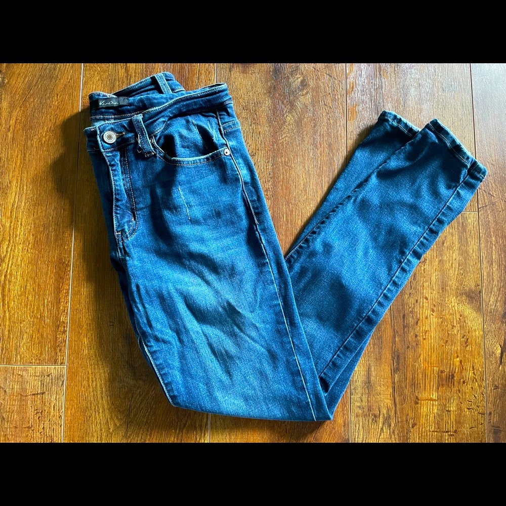 Kan Can Jeans